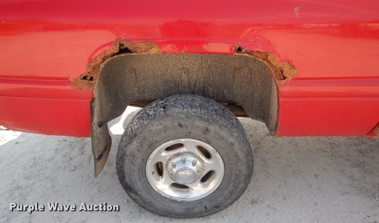 image for item DG5603 2001 Dodge Ram 2500 Laramie SLT  Quad Cab pickup truck