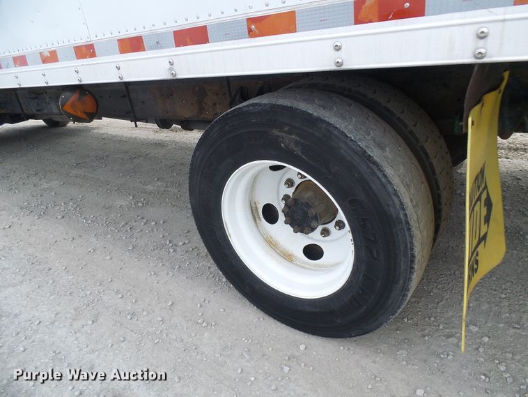 image for item DG5651 2003 International 4300 box truck