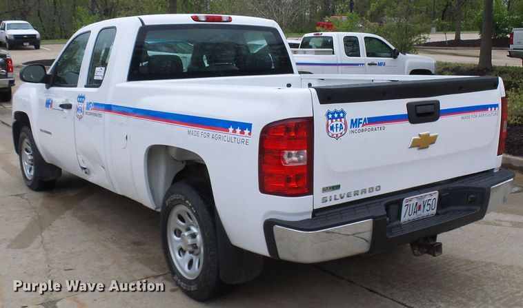 image for item DG5658 2012 Chevrolet Silverado 1500  Ext. Cab pickup truck