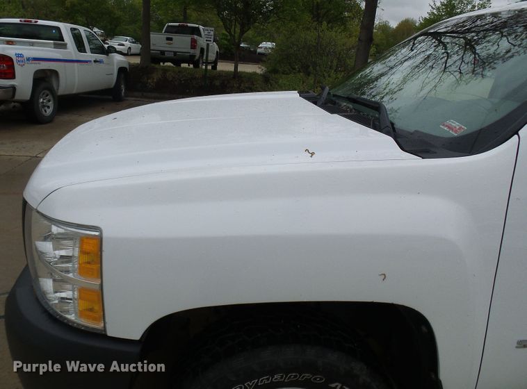 image for item DG5658 2012 Chevrolet Silverado 1500  Ext. Cab pickup truck