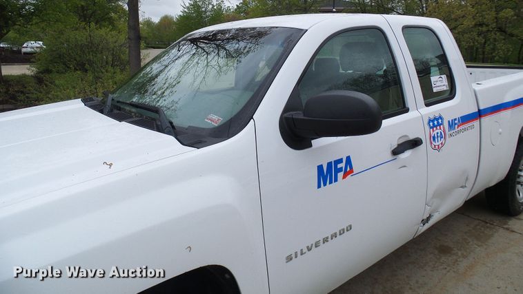 image for item DG5658 2012 Chevrolet Silverado 1500  Ext. Cab pickup truck