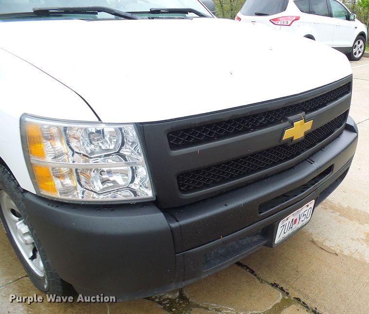 image for item DG5658 2012 Chevrolet Silverado 1500  Ext. Cab pickup truck