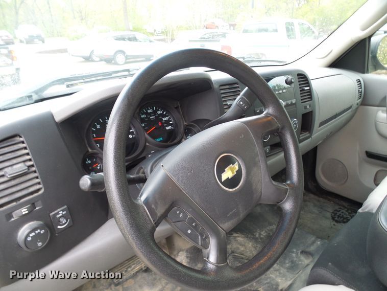 image for item DG5658 2012 Chevrolet Silverado 1500  Ext. Cab pickup truck