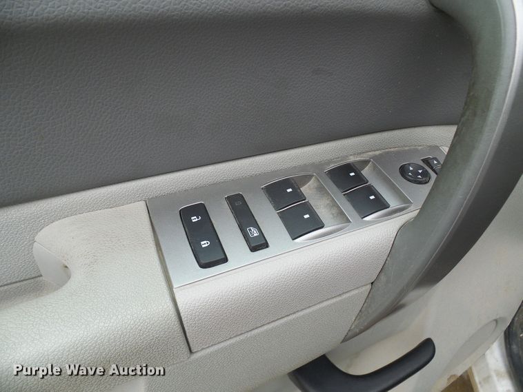 image for item DG5658 2012 Chevrolet Silverado 1500  Ext. Cab pickup truck