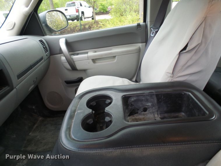 image for item DG5658 2012 Chevrolet Silverado 1500  Ext. Cab pickup truck