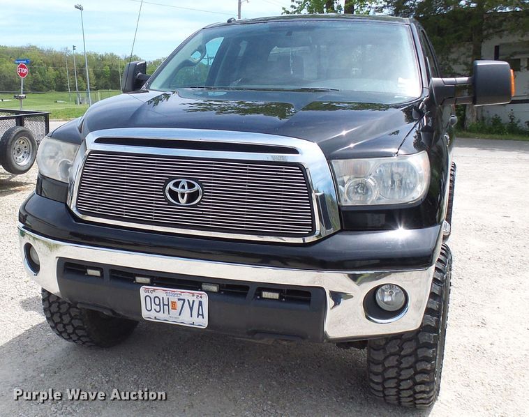 image for item DG5664 2010 Toyota Tundra  Double Cab pickup truck