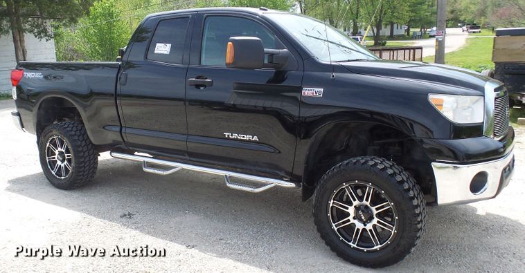 image for item DG5664 2010 Toyota Tundra  Double Cab pickup truck