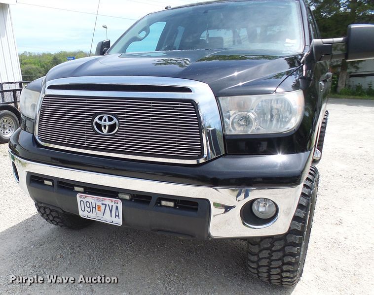 image for item DG5664 2010 Toyota Tundra  Double Cab pickup truck