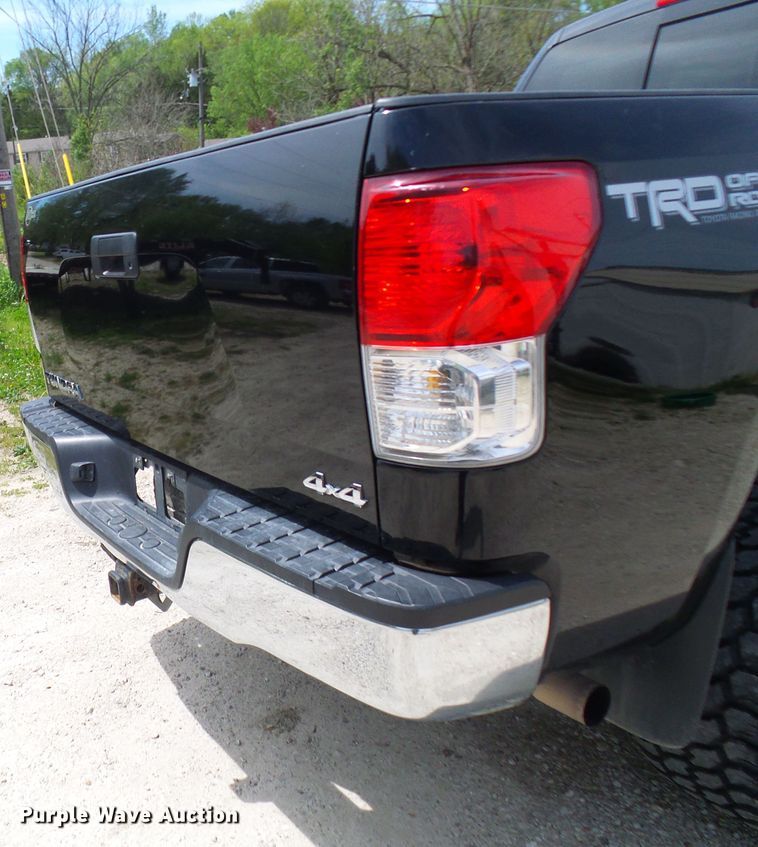 image for item DG5664 2010 Toyota Tundra  Double Cab pickup truck