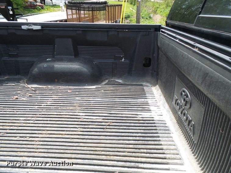 image for item DG5664 2010 Toyota Tundra  Double Cab pickup truck