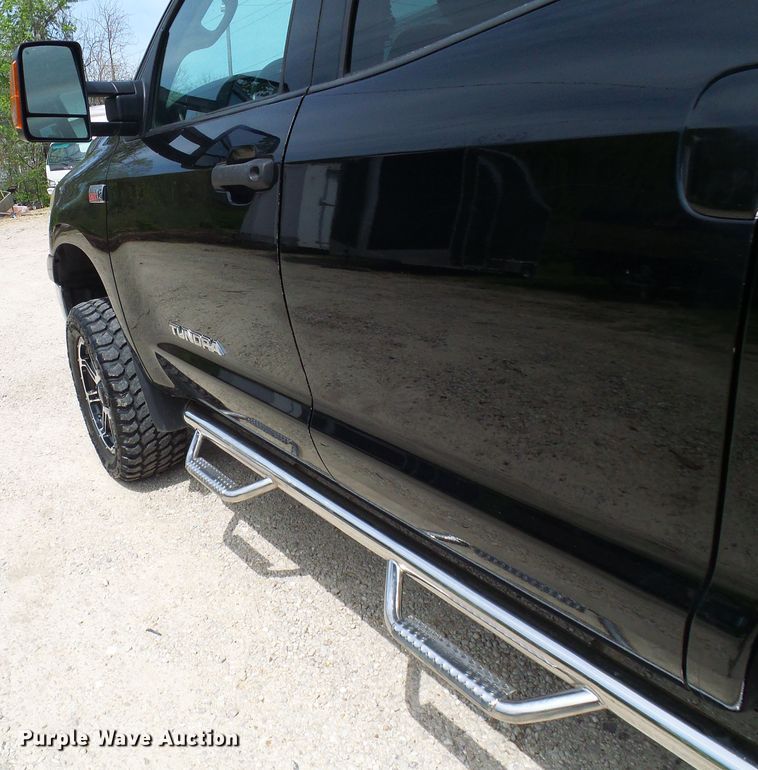 image for item DG5664 2010 Toyota Tundra  Double Cab pickup truck