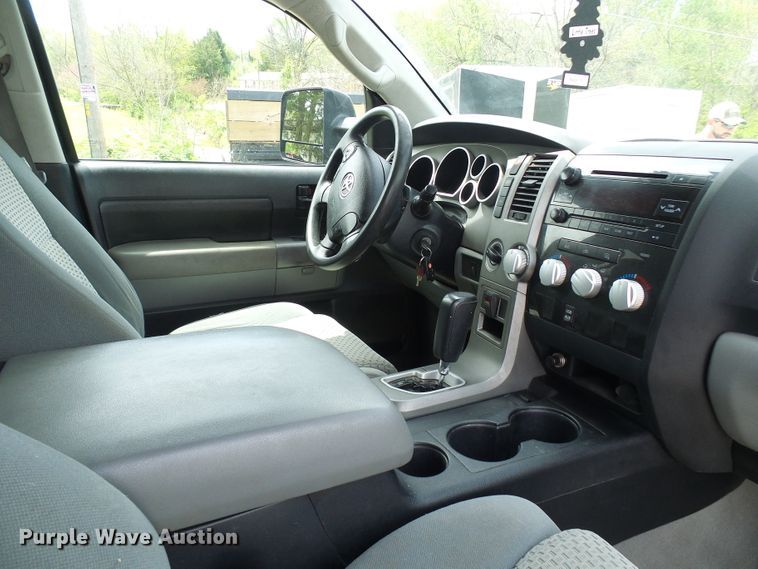 image for item DG5664 2010 Toyota Tundra  Double Cab pickup truck