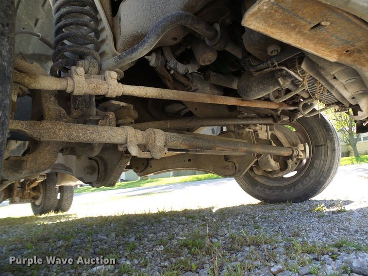 image for item DG5668 2006 Ford F550 Super Duty flatbed truck