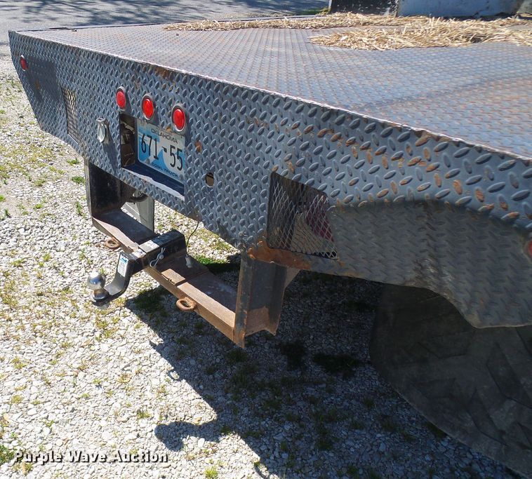 image for item DG5668 2006 Ford F550 Super Duty flatbed truck
