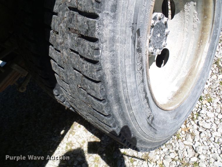 image for item DG5668 2006 Ford F550 Super Duty flatbed truck