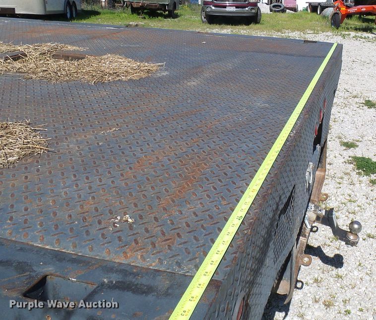 image for item DG5668 2006 Ford F550 Super Duty flatbed truck