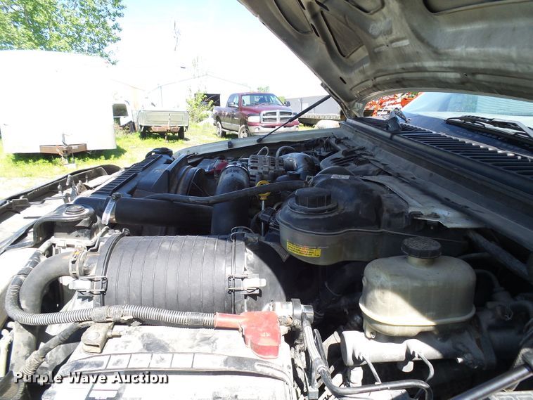 image for item DG5668 2006 Ford F550 Super Duty flatbed truck