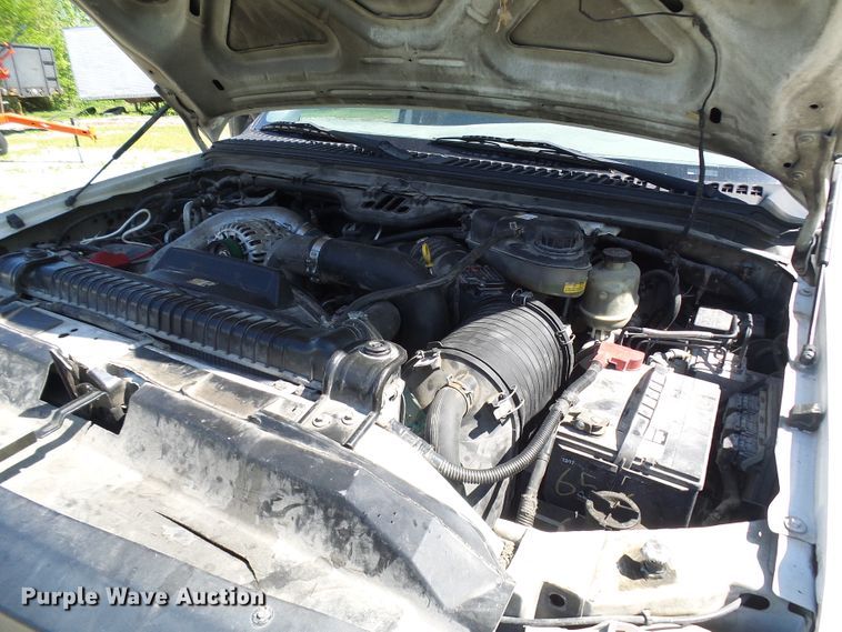 image for item DG5668 2006 Ford F550 Super Duty flatbed truck