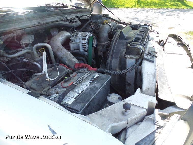 image for item DG5668 2006 Ford F550 Super Duty flatbed truck