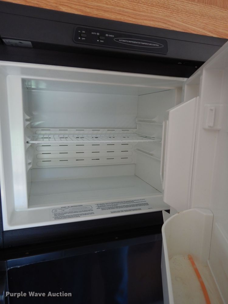 image for item DG6363 2006 Forest River enclosed cargo trailer