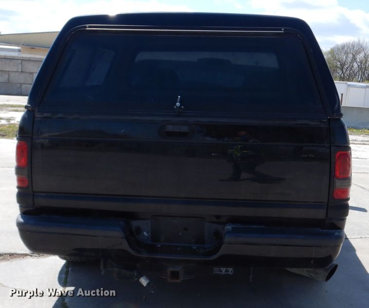 image for item DG6434 2001 Dodge Ram 2500 Laramie SLT  Quad Cab pickup truck