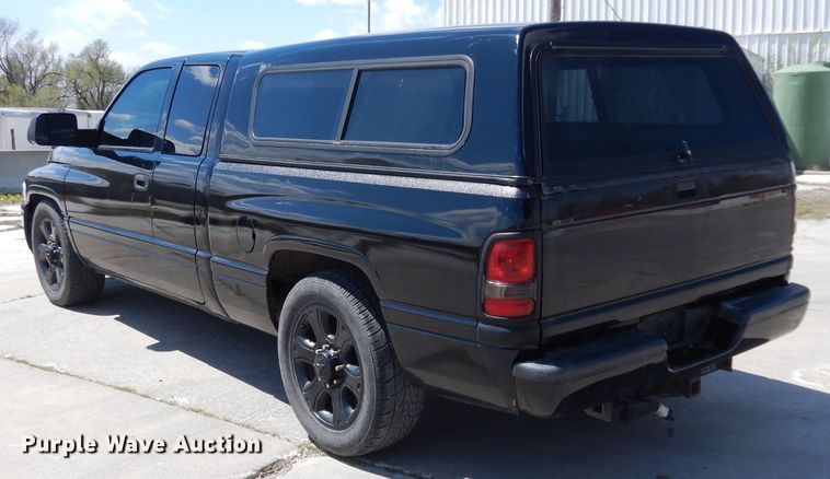 image for item DG6434 2001 Dodge Ram 2500 Laramie SLT  Quad Cab pickup truck