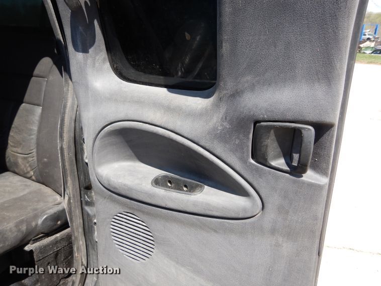 image for item DG6434 2001 Dodge Ram 2500 Laramie SLT  Quad Cab pickup truck