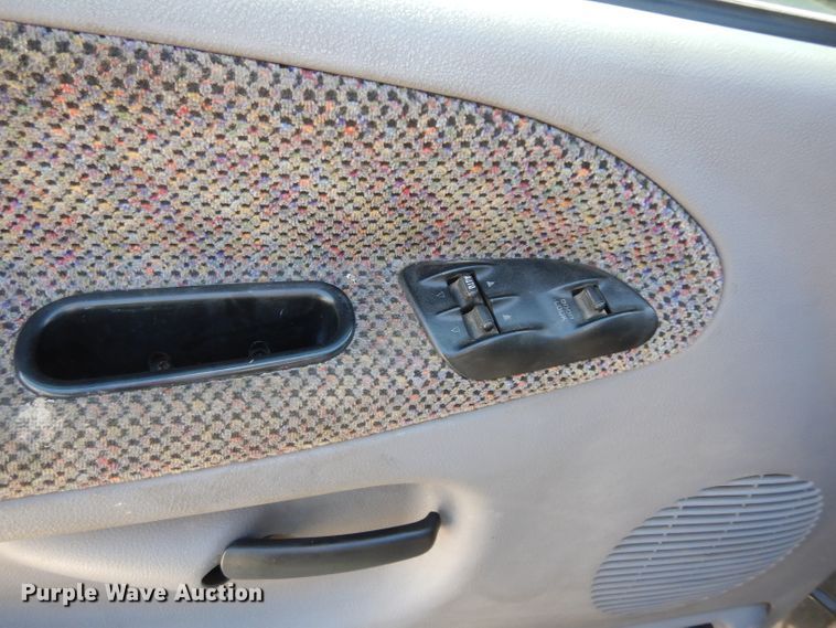 image for item DG6434 2001 Dodge Ram 2500 Laramie SLT  Quad Cab pickup truck