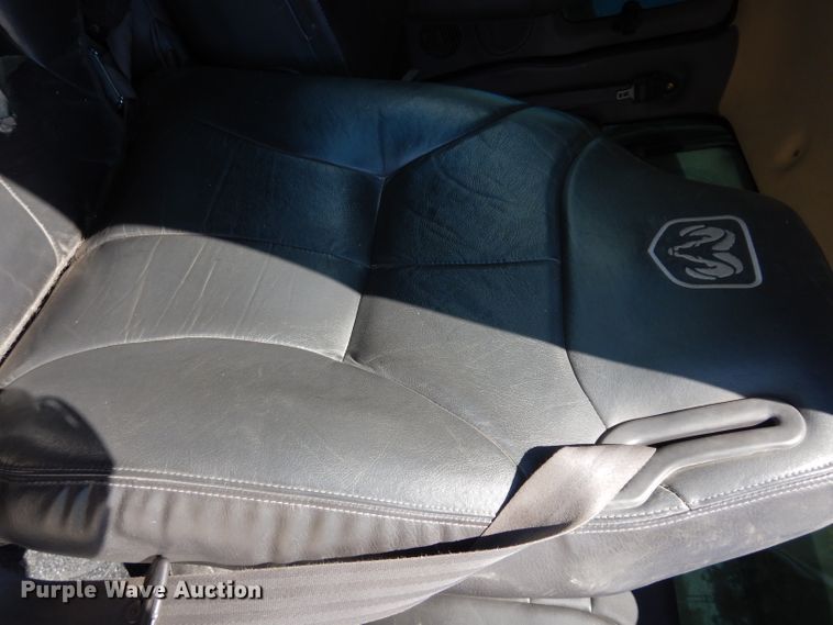 image for item DG6434 2001 Dodge Ram 2500 Laramie SLT  Quad Cab pickup truck