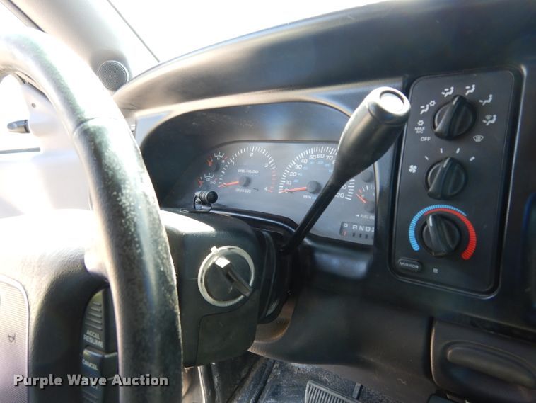 image for item DG6434 2001 Dodge Ram 2500 Laramie SLT  Quad Cab pickup truck