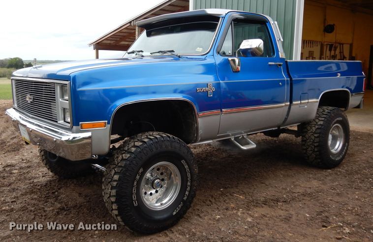 image for item DG6442 1985 Chevrolet K10  pickup truck