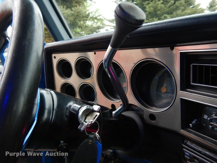 image for item DG6442 1985 Chevrolet K10  pickup truck