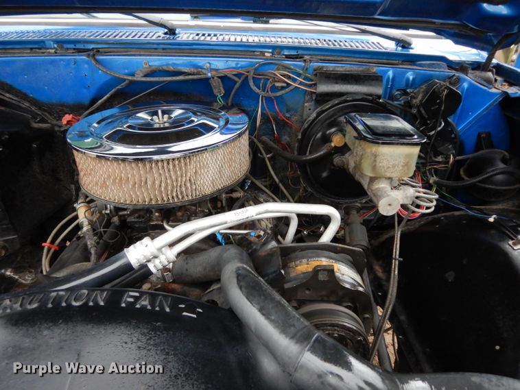 image for item DG6442 1985 Chevrolet K10  pickup truck