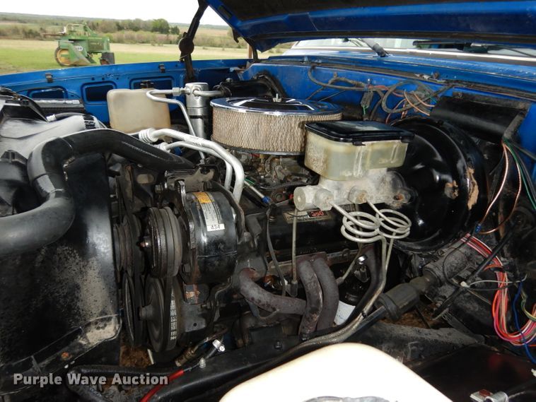 image for item DG6442 1985 Chevrolet K10  pickup truck