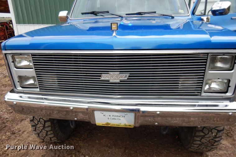 image for item DG6442 1985 Chevrolet K10  pickup truck