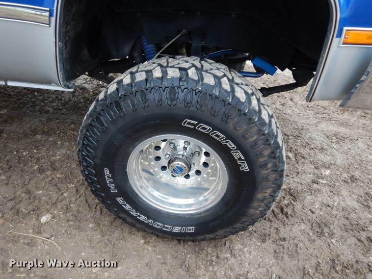 image for item DG6442 1985 Chevrolet K10  pickup truck