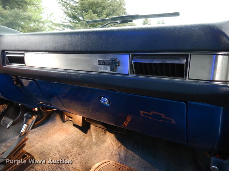 image for item DG6442 1985 Chevrolet K10  pickup truck