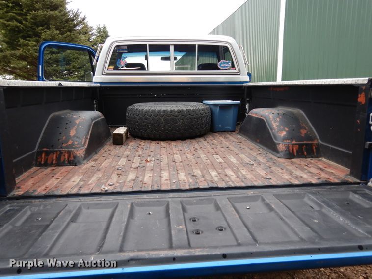 image for item DG6442 1985 Chevrolet K10  pickup truck