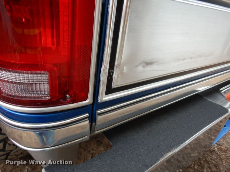 image for item DG6442 1985 Chevrolet K10  pickup truck