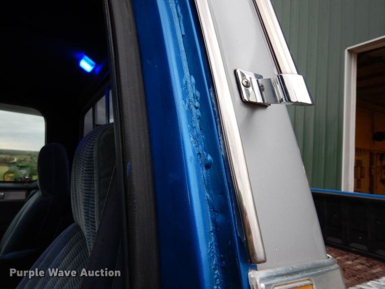 image for item DG6442 1985 Chevrolet K10  pickup truck