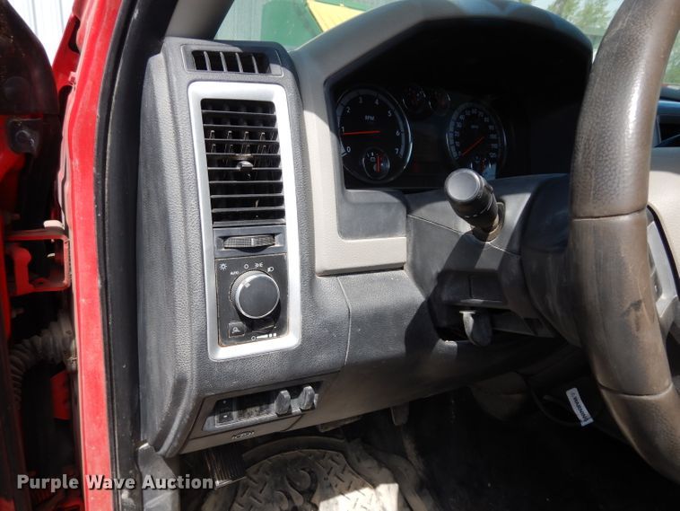 image for item DG6476 2011 Dodge Ram 2500  Crew Cab pickup truck