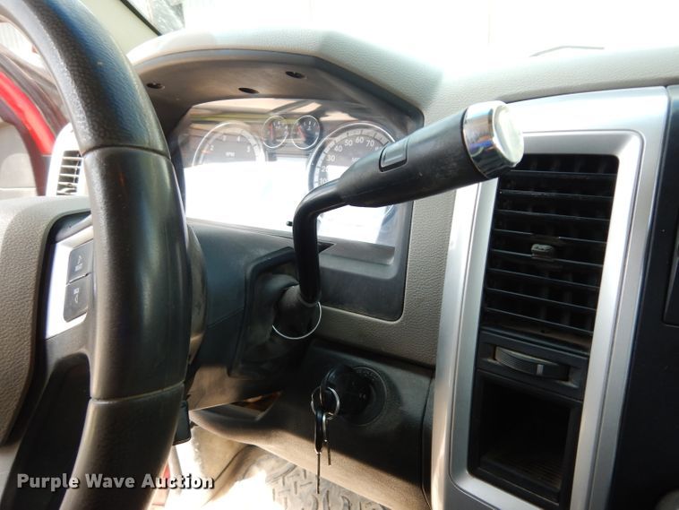 image for item DG6476 2011 Dodge Ram 2500  Crew Cab pickup truck