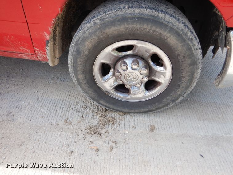 image for item DG6476 2011 Dodge Ram 2500  Crew Cab pickup truck