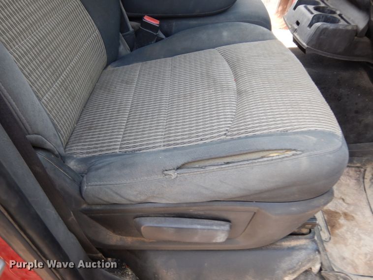 image for item DG6476 2011 Dodge Ram 2500  Crew Cab pickup truck