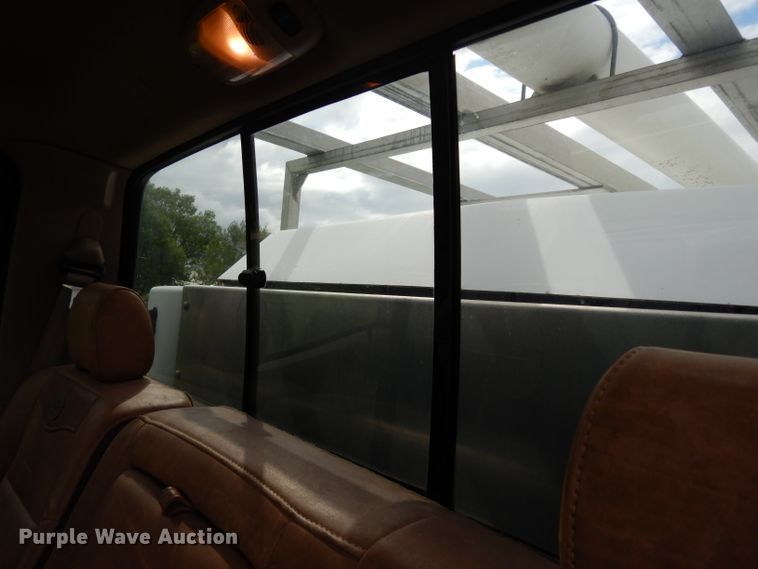 image for item DG6477 2004 Ford F350 Super Duty King Ranch Lariat  Crew Cab utility bed pickup truck