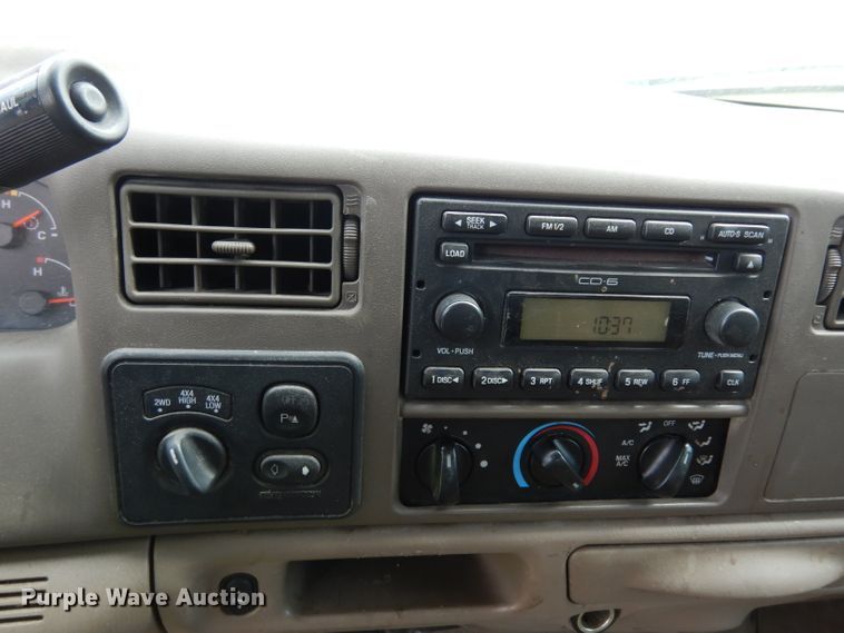 image for item DG6477 2004 Ford F350 Super Duty King Ranch Lariat  Crew Cab utility bed pickup truck