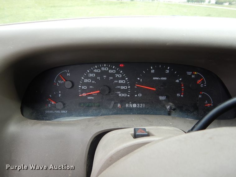 image for item DG6477 2004 Ford F350 Super Duty King Ranch Lariat  Crew Cab utility bed pickup truck