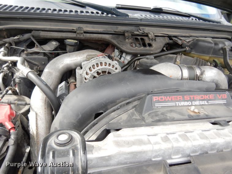 image for item DG6477 2004 Ford F350 Super Duty King Ranch Lariat  Crew Cab utility bed pickup truck