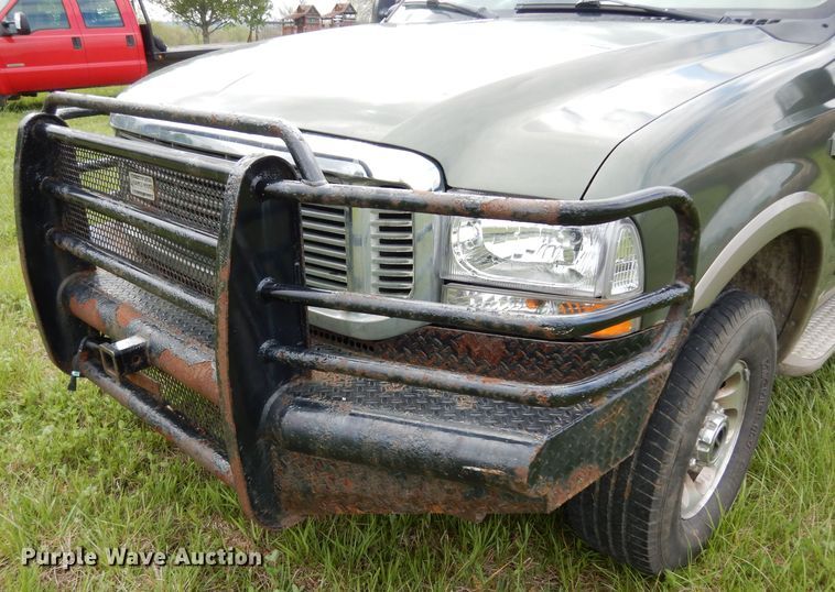 image for item DG6477 2004 Ford F350 Super Duty King Ranch Lariat  Crew Cab utility bed pickup truck