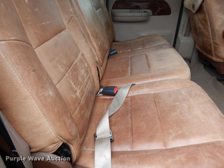 image for item DG6477 2004 Ford F350 Super Duty King Ranch Lariat  Crew Cab utility bed pickup truck